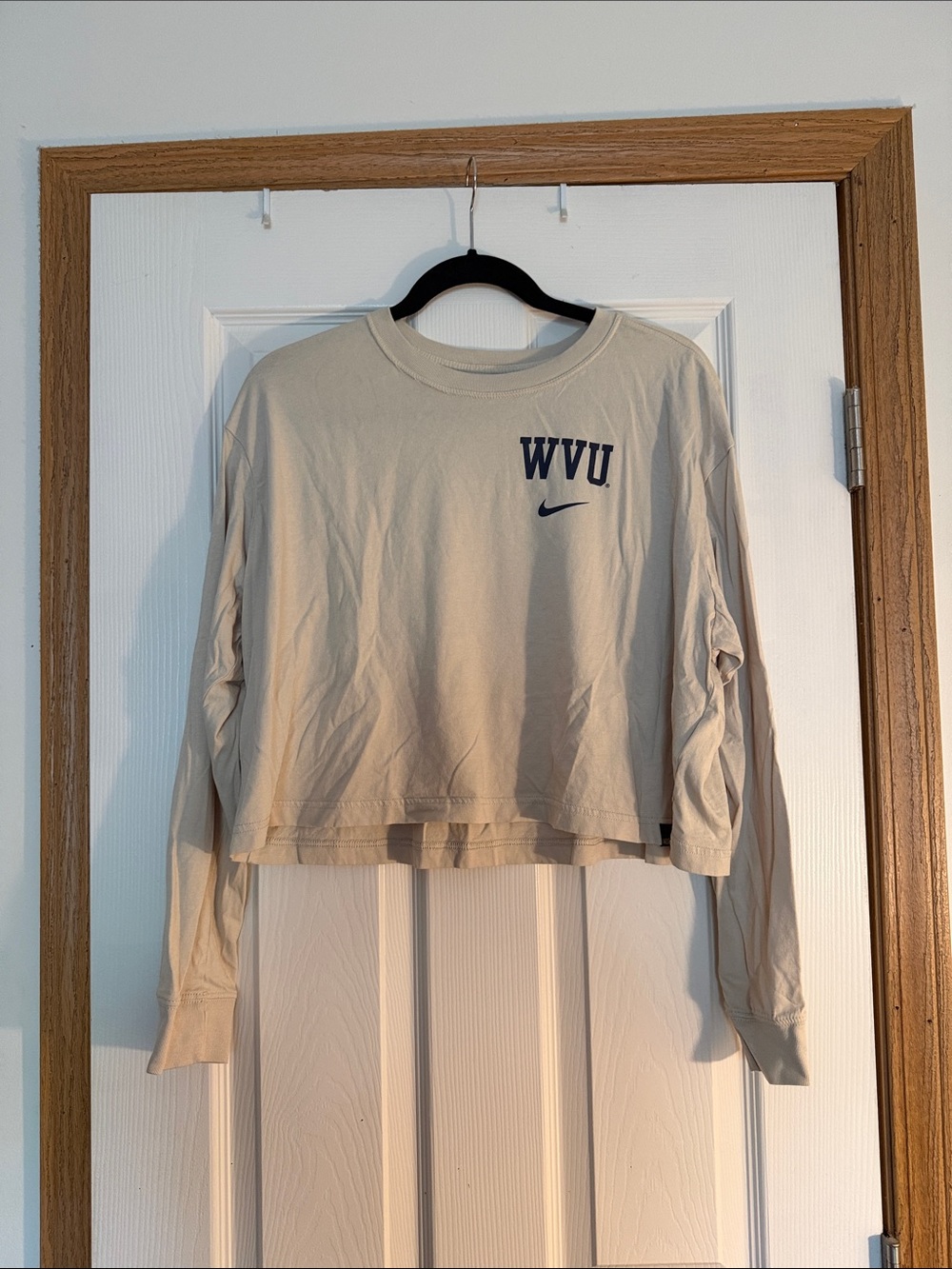 WVU Nike Women's Long-Sleeve Cropped Tee - Cream